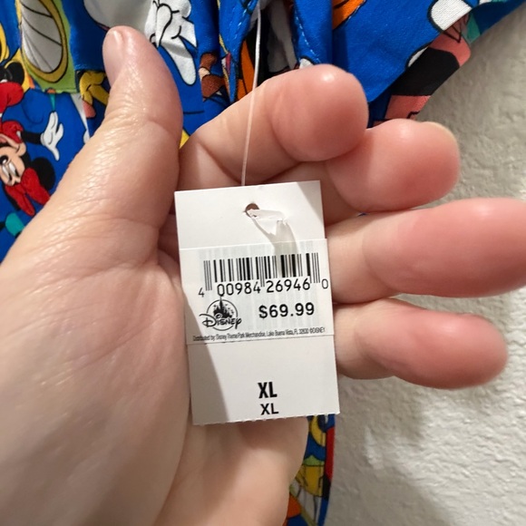 Mickey and Friends "Play in the Park" Disney parks button shirt xl - Picture 14 of 16